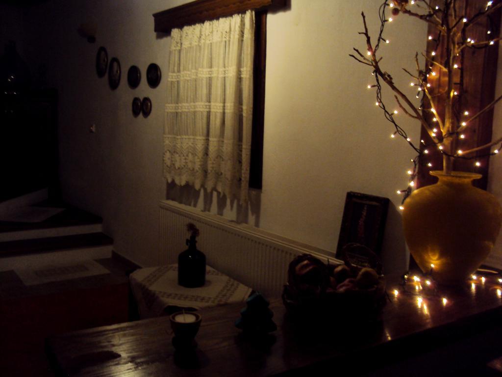 Vassilis Guesthouse Rapsáni エクステリア 写真