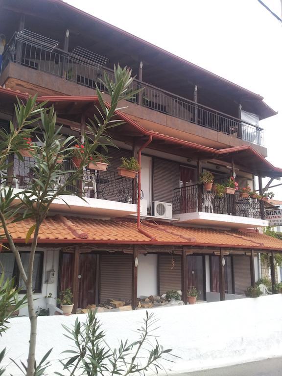 Vassilis Guesthouse Rapsáni エクステリア 写真